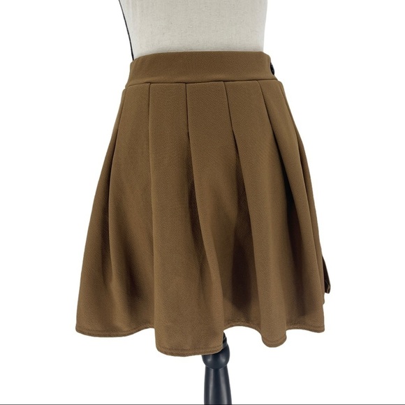 Pretty Little Thing Pleated Split Tennis Skirt 4 - Picture 1 of 9